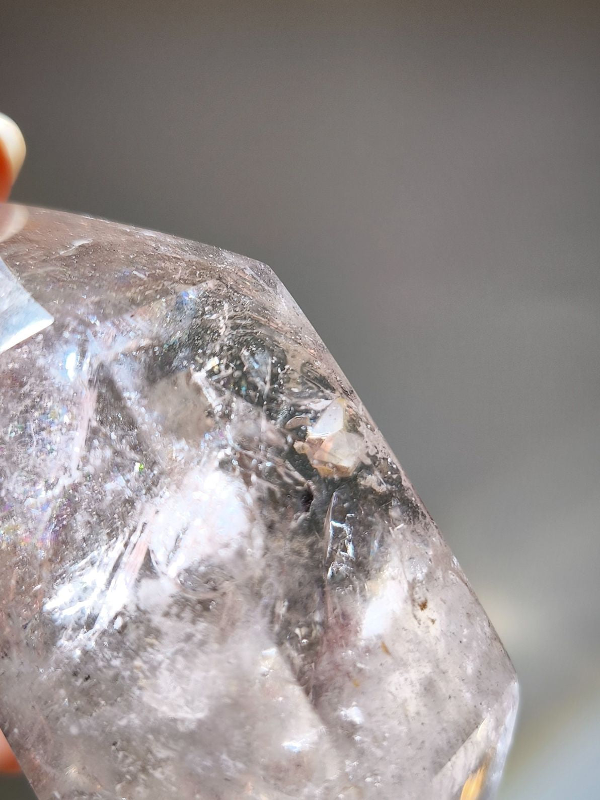 水庫閃靈鑽 大水庫 黑流沙 黑墨膽 晶中晶 紅膠花 Herkimer Diamond 南無水晶 什麽是晶中晶