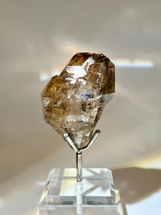 骸骨閃靈鑽 骸骨水晶 skeletal Herkimer diamond 赫基蒙閃靈鑽 閃靈鑽 香港閃靈鑽 白水晶 白晶 水晶 天然水晶 南無水晶 namucrystal 骨幹水晶 骨幹閃靈鑽 香港水晶店 record keeper