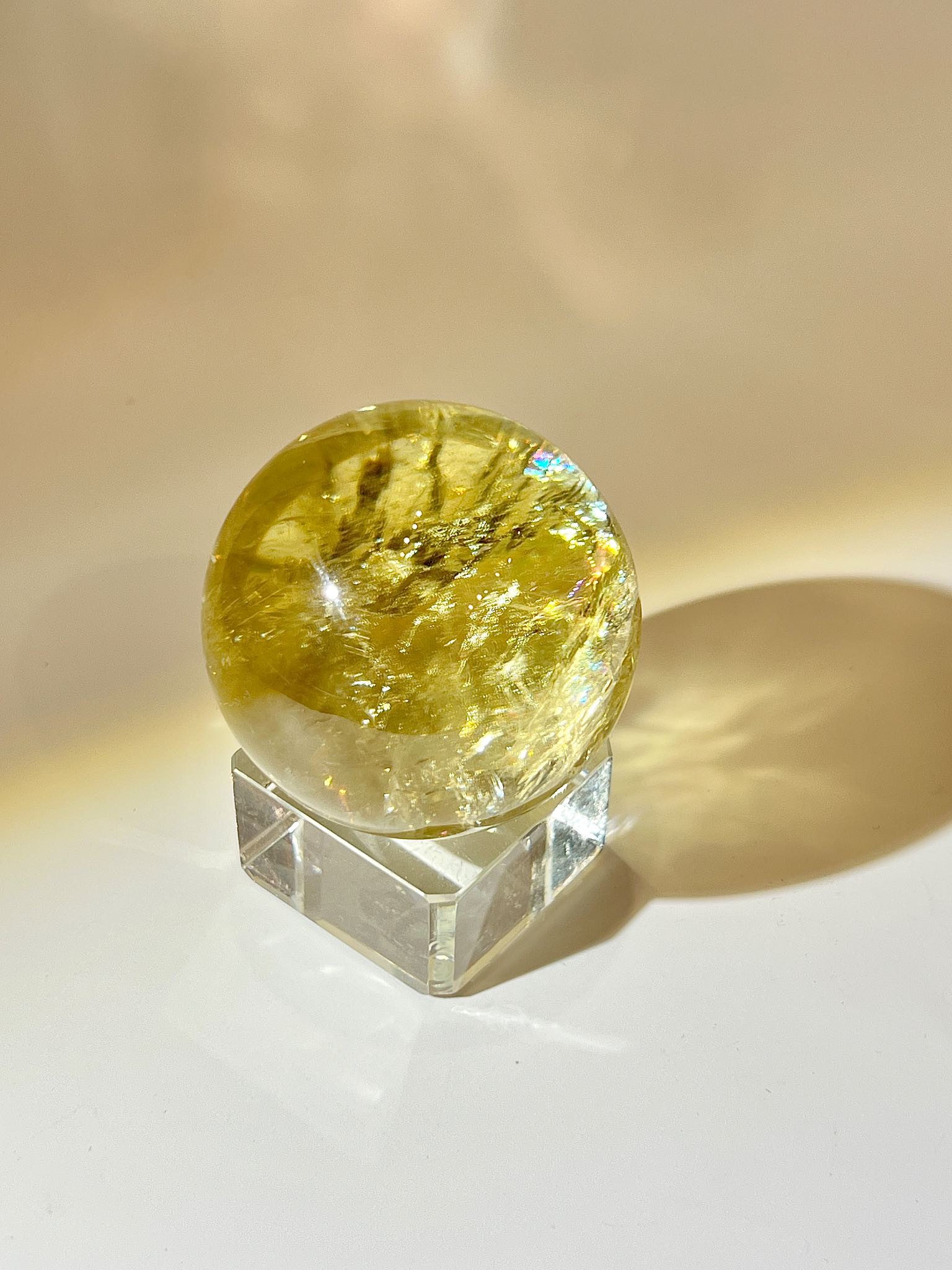 黃晶球 黃水晶 黃晶有什麼功效 招財水晶 namu crystal citrine crystal sphere 黃晶 水晶球