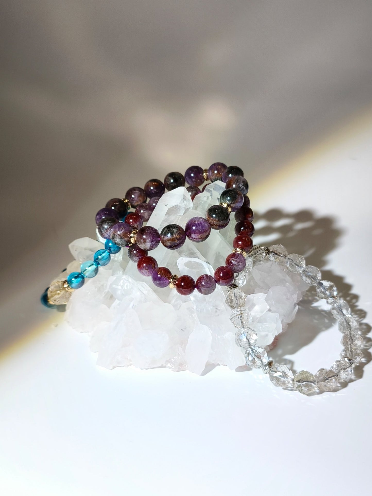 淨化手串 淨化消磁 水晶店 香港水晶店 香港水晶 白晶簇 淨化水晶 家居淨化 水晶功效 水晶原石 白水晶 晶簇 晶簇功效