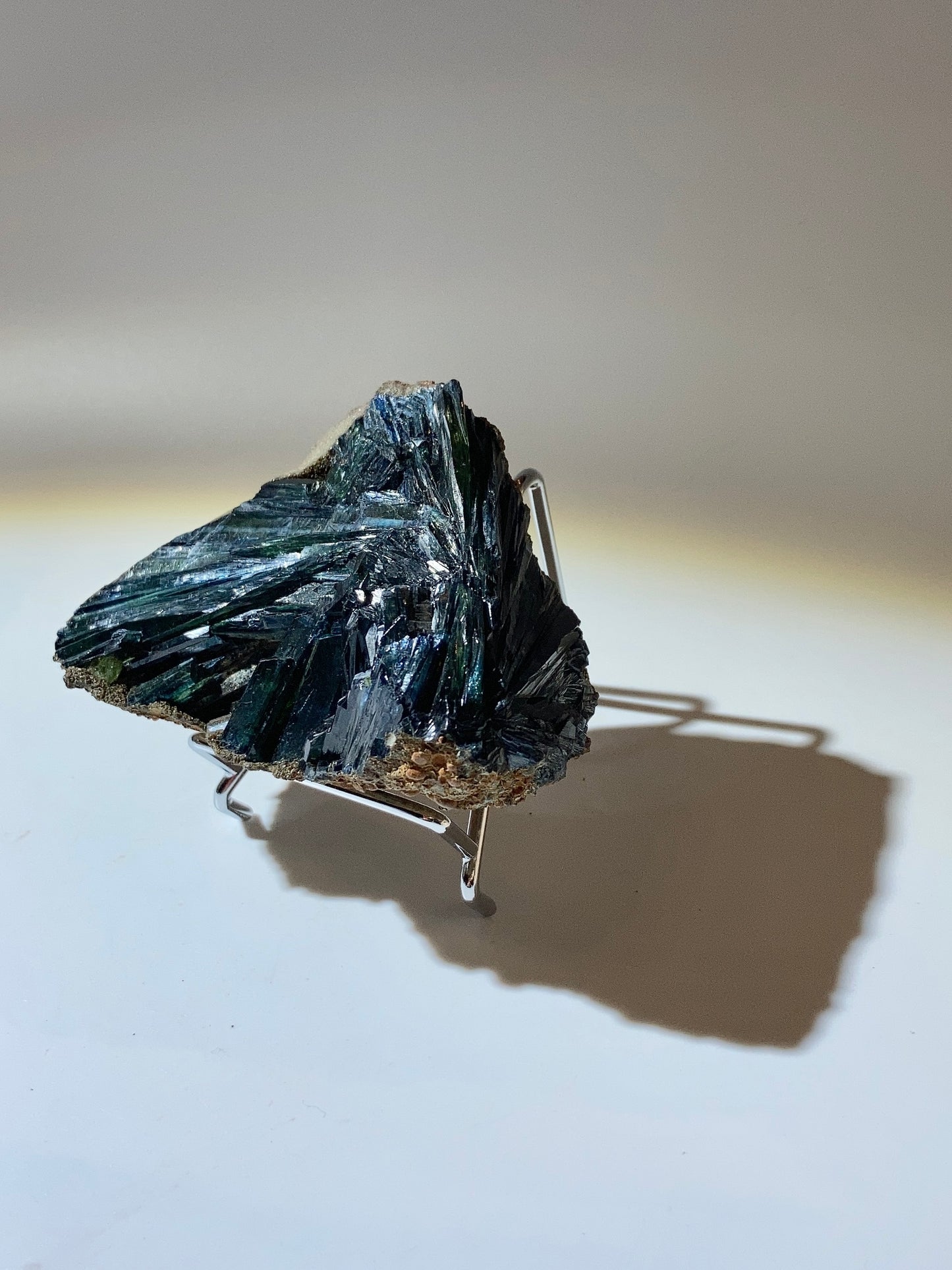 ［罕有］藍鐵礦