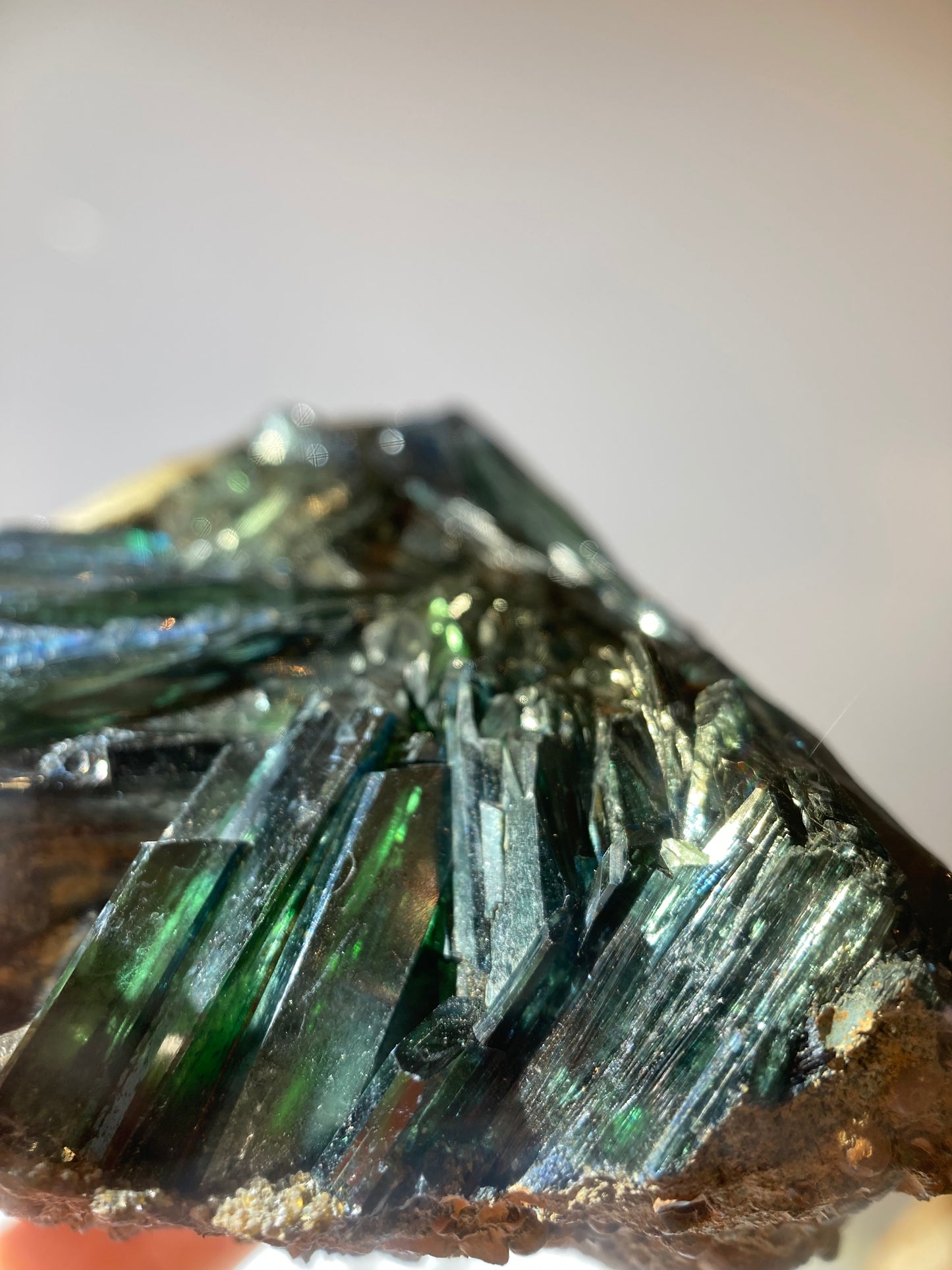 ［罕有］藍鐵礦